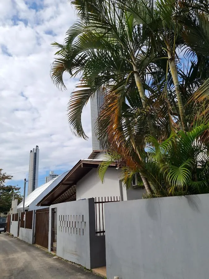 Maika'I Pousada Balneario Camboriu Inn