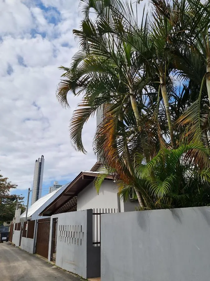 Maika'I Pousada Balneario Camboriu Inn